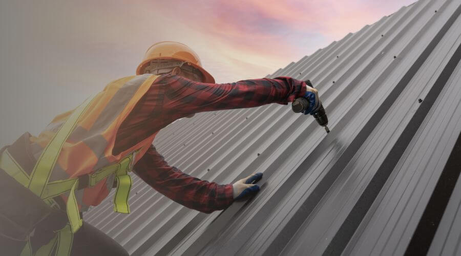 Professional gutter cleaning in Stroud, OK